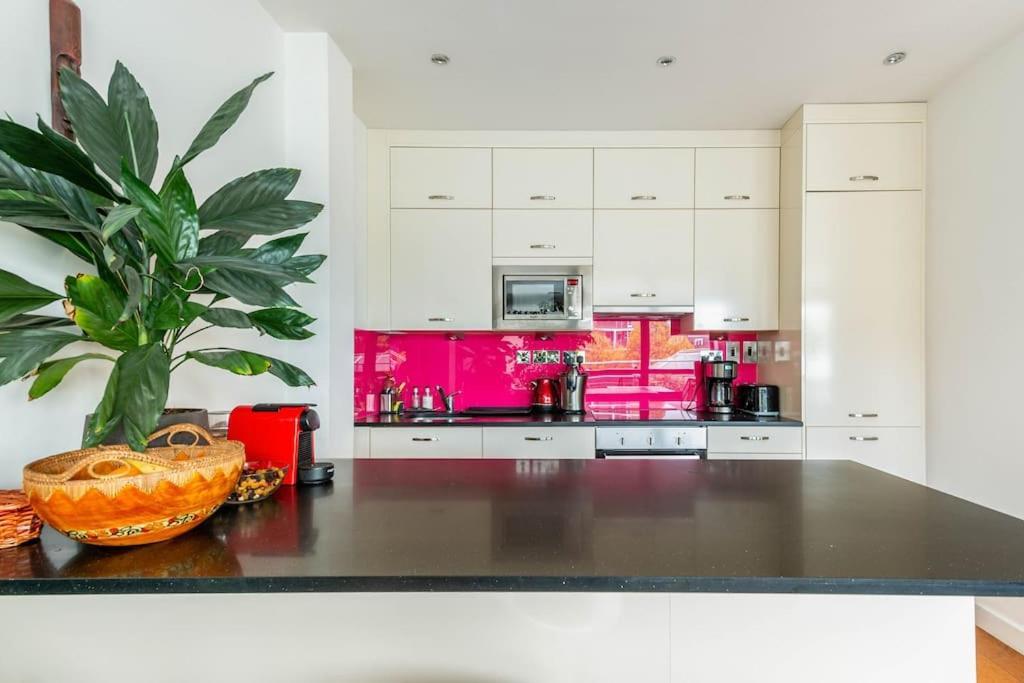 Luxurious Flat Sunny, Quiet, Design, Lift, Balcony Apartment London Luaran gambar