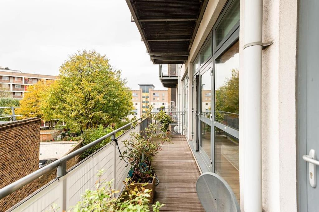 Luxurious Flat Sunny, Quiet, Design, Lift, Balcony Apartment London Luaran gambar